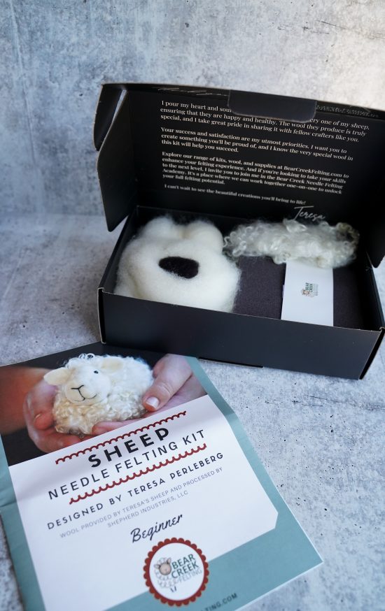 Sheep Needle Felting Kit (Easy Beginner) - Image 8
